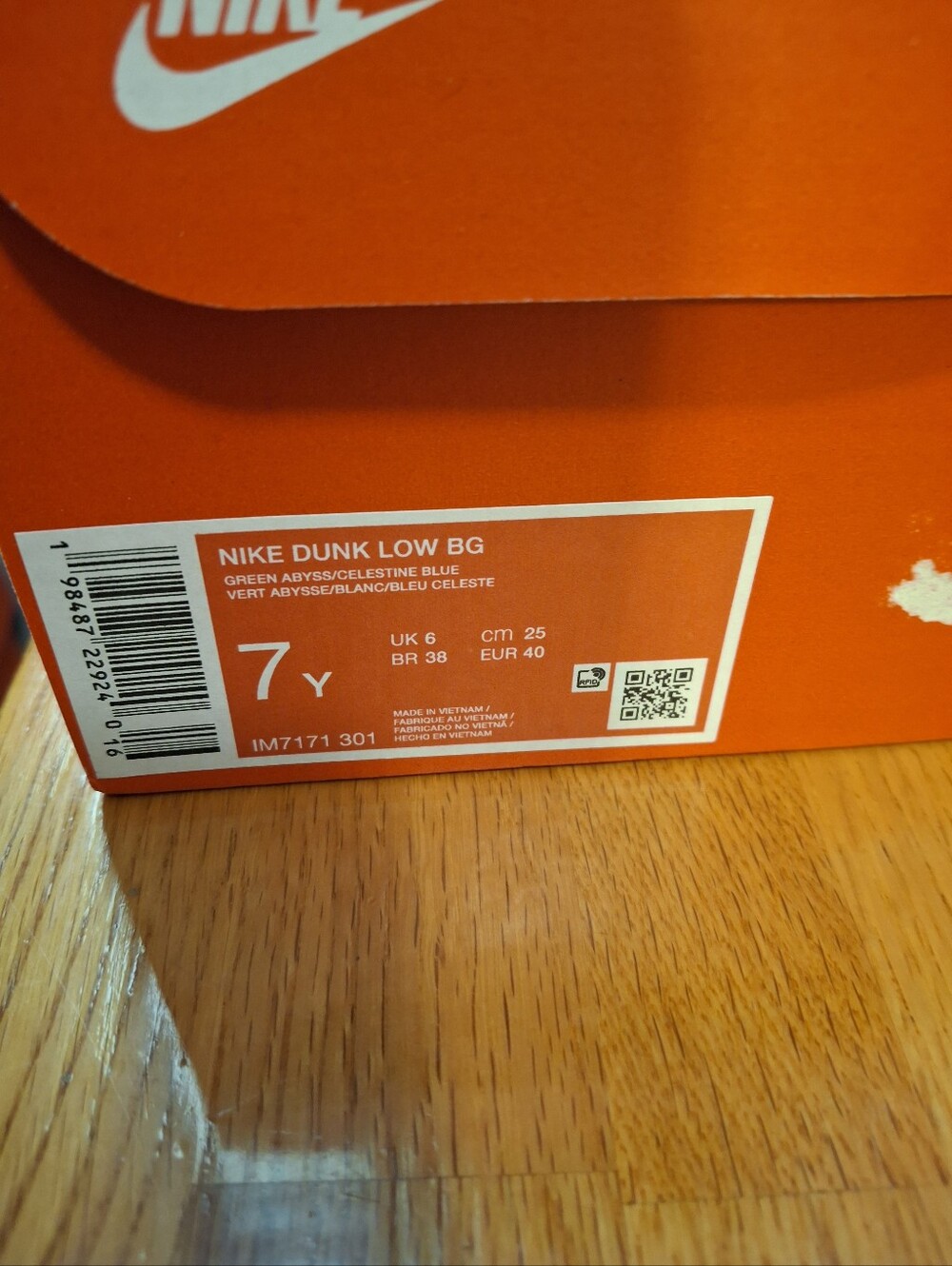 Nike Dunk Low ( BG) Abominable Snowman NIB - Picture 6 of 16